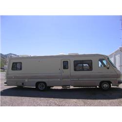 MOTOR HOME