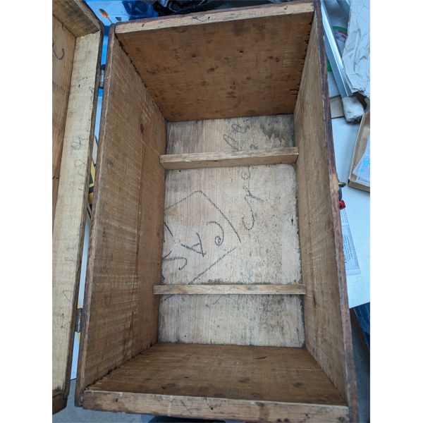 Vintage Carpenters Handmade Tool Box full of Vintage Tools Circa