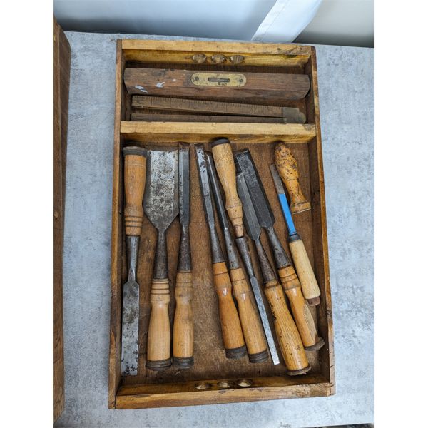 Vintage Carpenters Handmade Tool Box full of Vintage Tools Circa