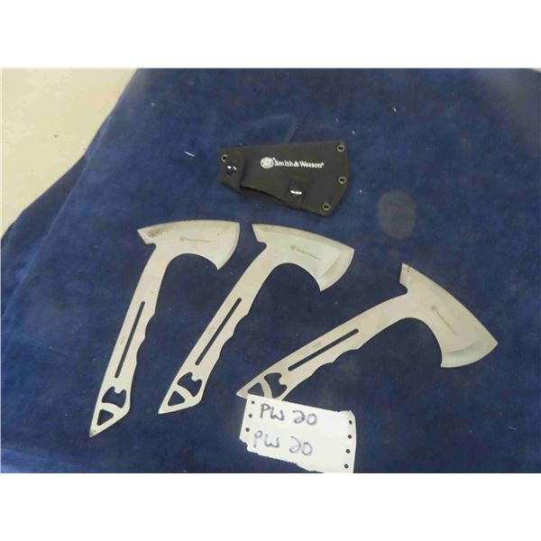 Set of 3 Smith&Wesson Throwing Axes 