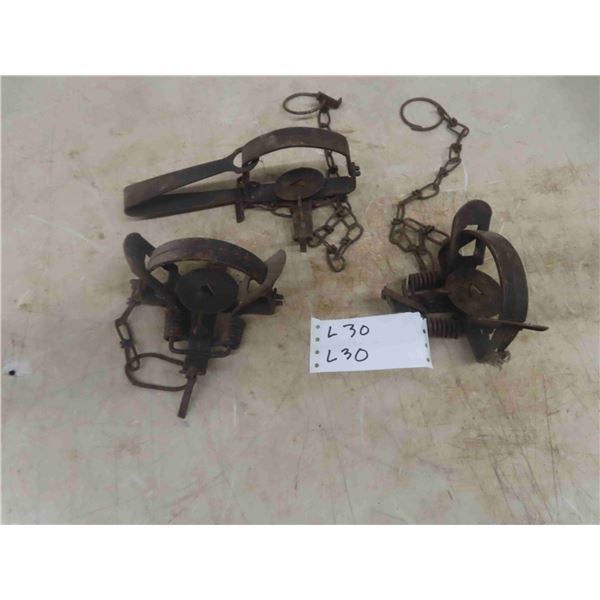 3 Leg Traps, No Trespassing Sign, Big Buck Coffee Mug 