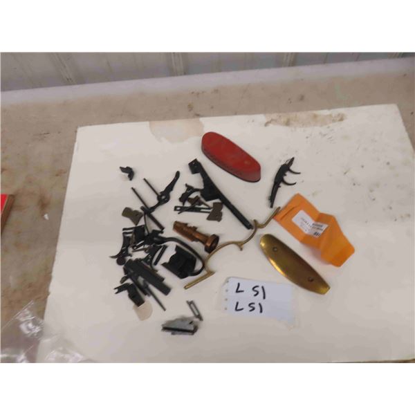 Various Gun Parts : Trigger, But Plate, Trigger Guards, Fire 