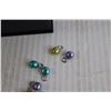 Image 3 : ^ Pearl Earrings with Interchangeable Pearls in Varying Colours