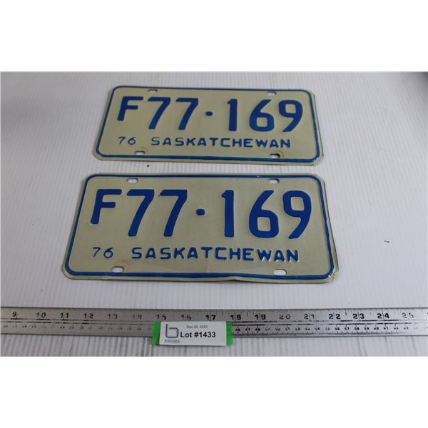 Pair of Saskatchewan 1976 License Plates