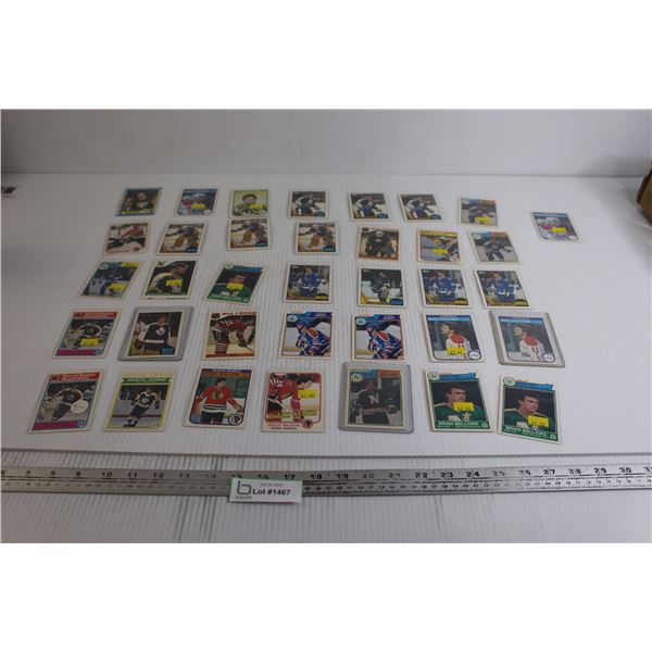 (36) 1980s Assorted NHL Hockey Cards