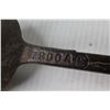 Image 5 : Vintage Cast Iron Babbitt Ladle