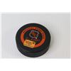 Image 3 : Calgary Flames Signed Hockey Puck