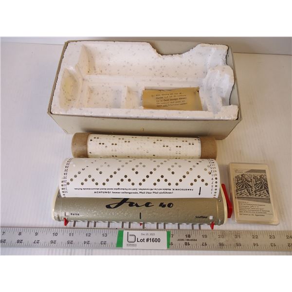 Vintage Jac 40 Germany Hand Held Knitting Machine