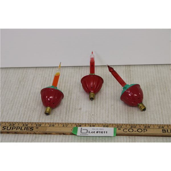 (3) Vintage Christmas Bubble Lights- (2) Have Fluid-working