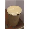 Image 3 : * Vintage Flour Bin with Lid - 25" Tall