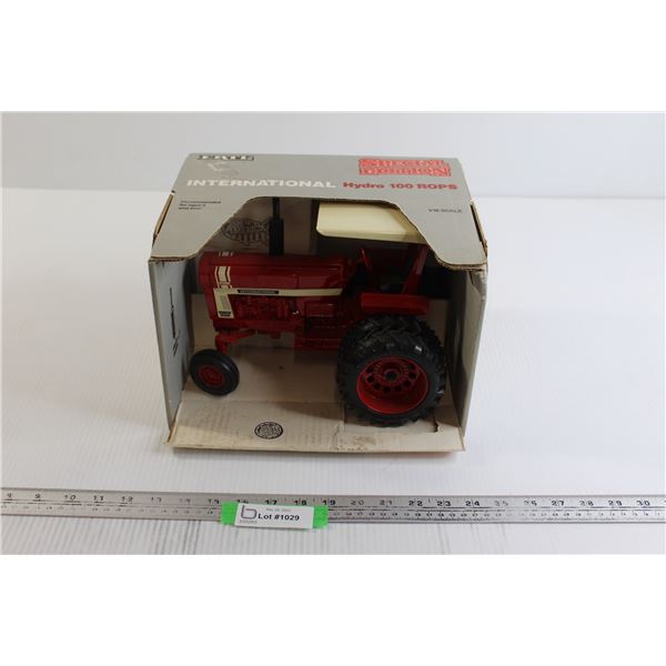 ERTL International Hydro 100 ROPS  w/ Duals Die Cast - 1/16