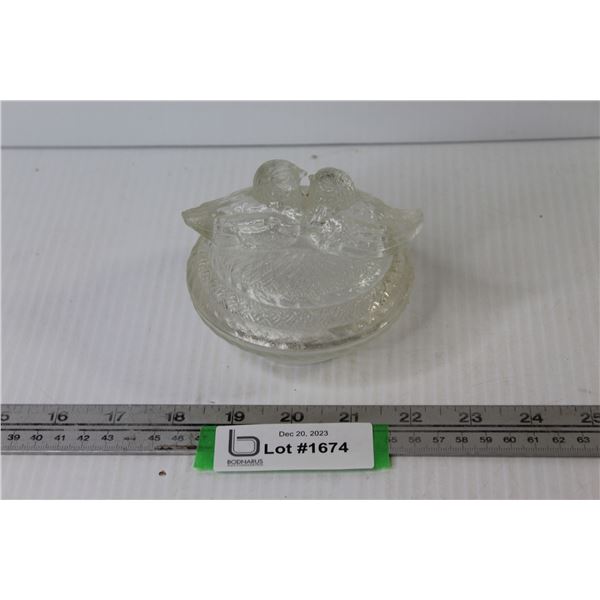 Small Glass Dish w/Birds on Top of Lid