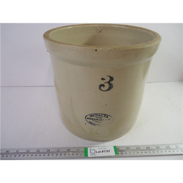 Medalta 3 Gallon Crock- no cracks