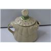 Image 5 : Granny Ann Teapot 8" x 8" (chip in lid)