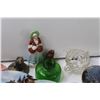Image 2 : (7) Collector Animal Art Plates, (3) Figurines, (2) Glass Jars