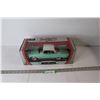 Image 1 : Road Signature Collection 1961 DeSoto Adventurer - Die Cast 1:18 Scale - In Box