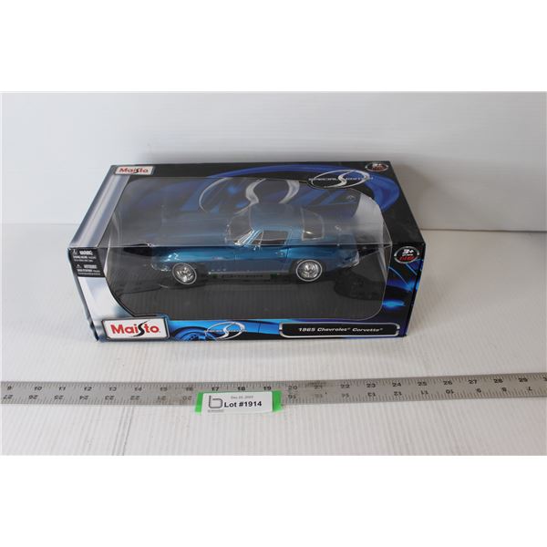 Maisto Special Edition 1965 Chevrolet Corvette - Die Cast 1:18 Scale - In Box