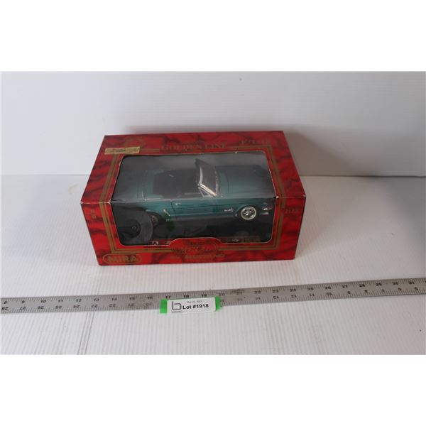 Mira Golden Line Collection 1964 1/2 Ford Mustang - Die Cast 1:18 Scale - In Box