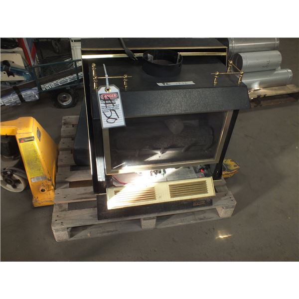 Gas Fireplace w/ Chimney