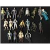 Image 1 : STAR WARS ACTION FIGURE LOT