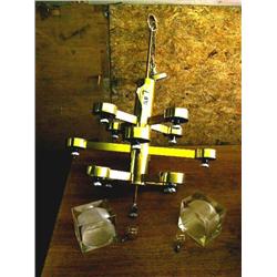 Brass colored chandelier with 13 lights with square glass covers (32)