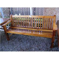 1 very nice long wooden bench (36)