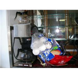 1 Bunn 2-pot coffee machine with accessories (7777)