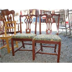 Pair of cushioned table chairs (36)