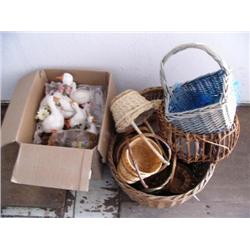 Lot of weaved baskets various sizes; small lot of artificial flowers; 5 pieces hand-painted ceramic 