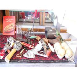 Small lot of antique kitchen gadgets (16)