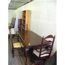 Large 3-drawer wooden table with 3 chairs (24)