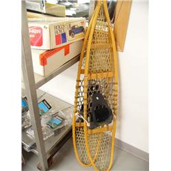 Pair of trail-style snowshoes and bindings called Viking Threes (36)