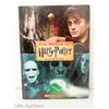 Image 1 : 2011 THE WORLD OF HARRY POTTER POSTER BOOK - SCHOLASTIC