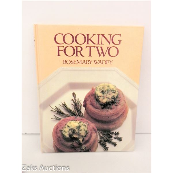 1985 COOKING FOR TWO - ROSEMARY WADEY