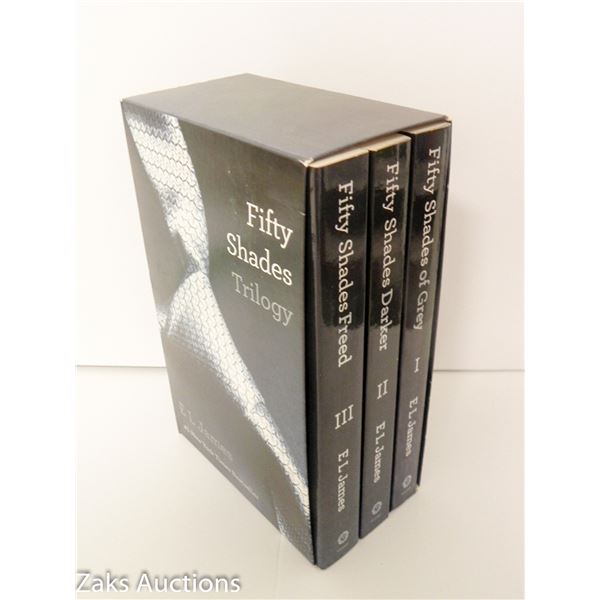 BOXED SET FIFTY SHADES TRILOGY - E. L. JAMES
