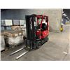 Image 2 : CHARIOT ÉLÉVATEUR PROPANE HYSTER MOD. S50FT, 4800 LBS CAP, (#638), 8469 HRS