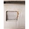 Image 2 : LOT DE 20 STORES EN VINYLE BLANC, GRANDEUR ASSORTIES