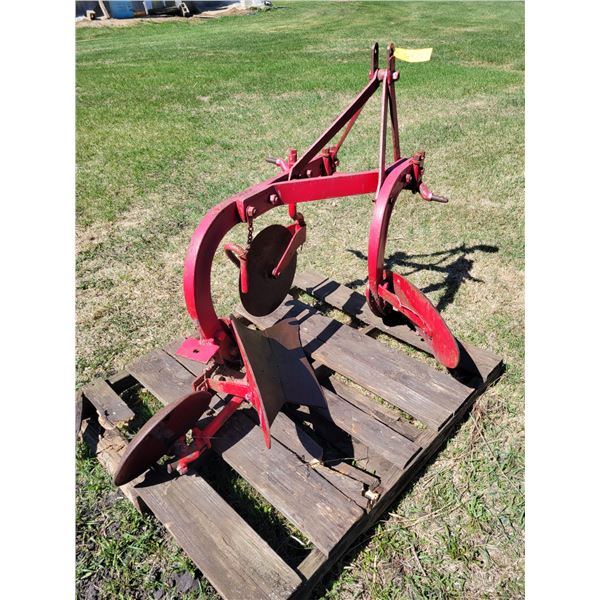 MF 3pt 2 bottom plow