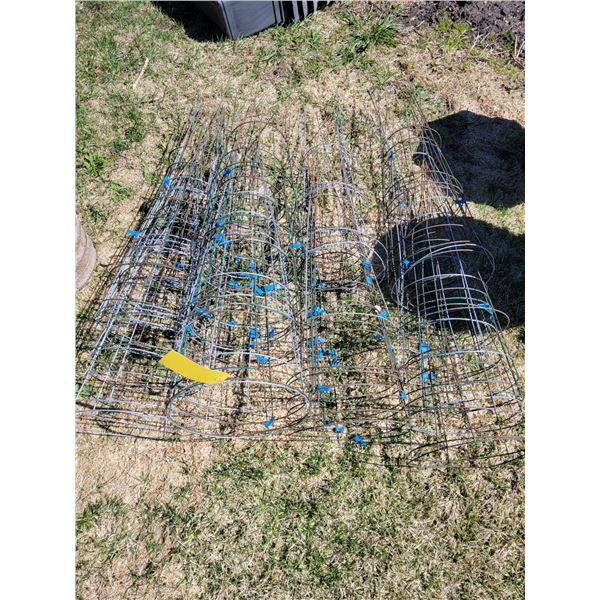 Approx 40- used Tomato cages
