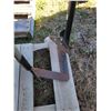 Image 4 : Tilmor 5 Ft Tool bar 1/2 row shovels 3PT