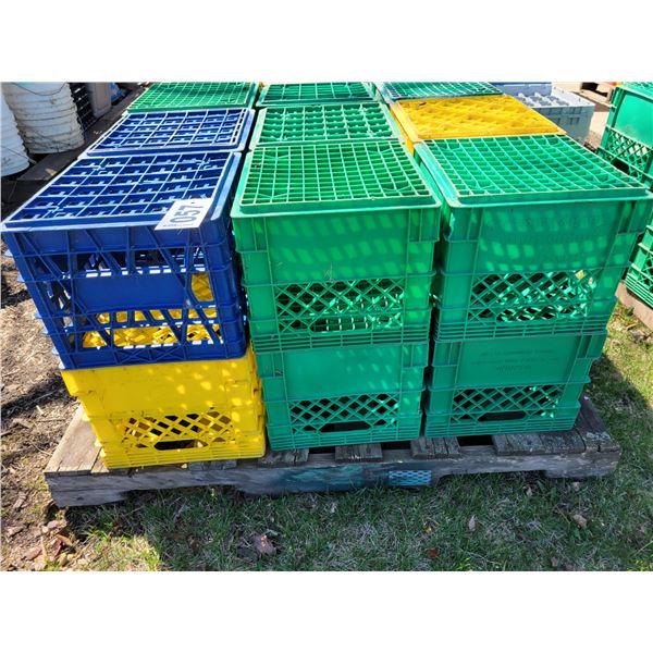 18 Milk crates