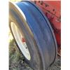 Image 13 : IH 12 " End wheel disk drill c/w grass attach, Needs left slip clutch