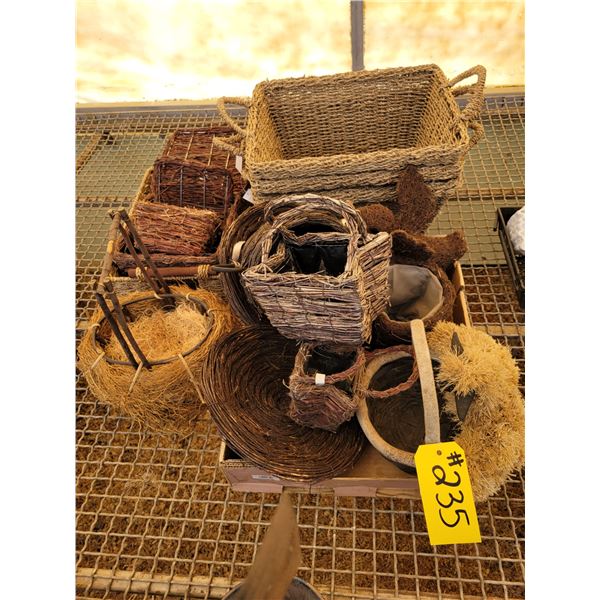 Qty of assort. willow containers