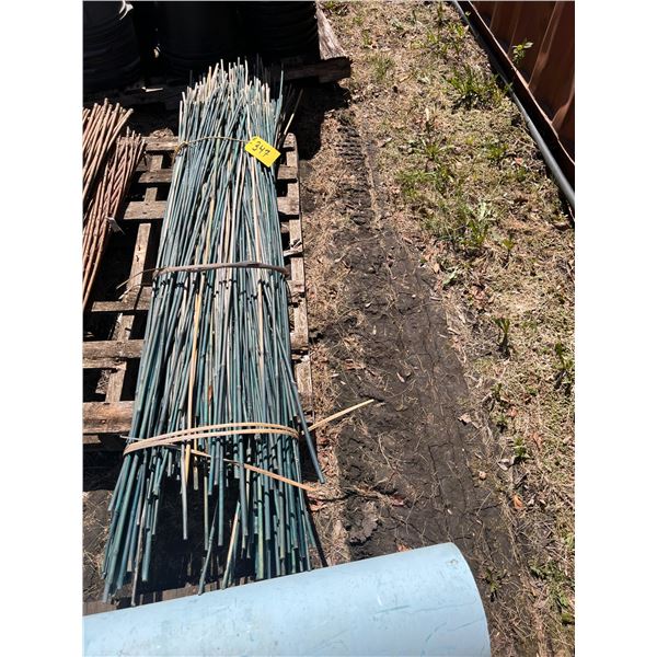 bamboo stakes  green 5'