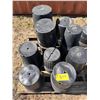 Image 2 : 9- Piles or various pots, 2 to 4-gal