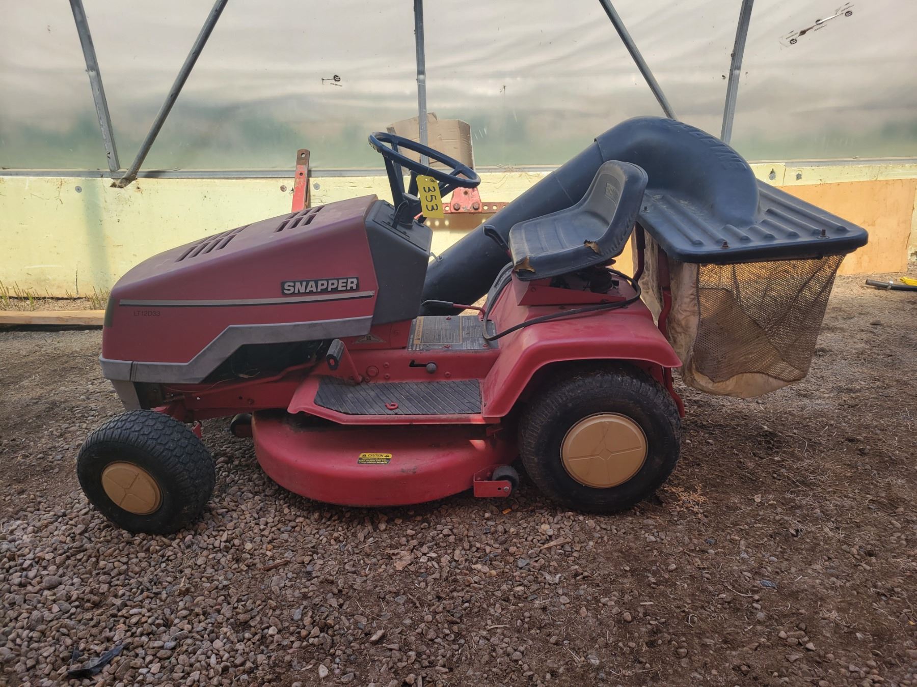 Snapper Ride on Mower c/w bagger, 12HP, not running 32