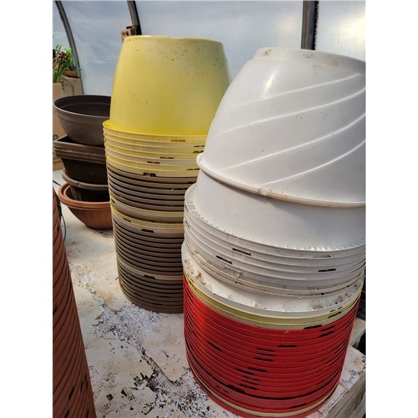 Asst Pots  12" & 8", Other pots