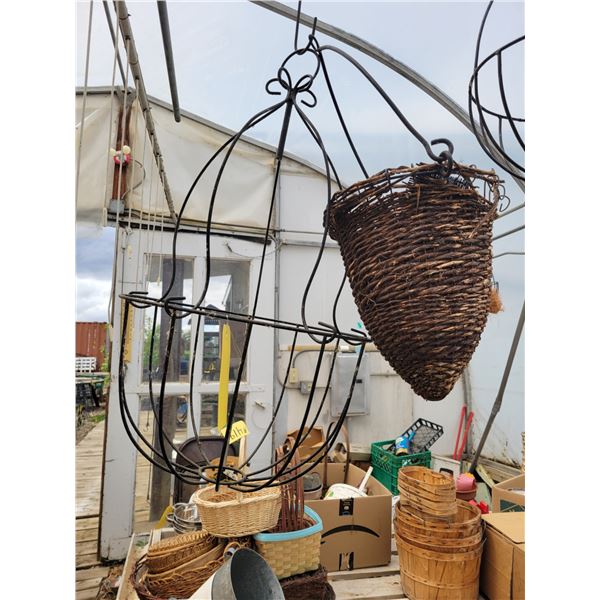 18" metal hanging basket & wicker basket