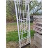 Image 2 : White wooden arbor, approx. 4 ft x 7 ft