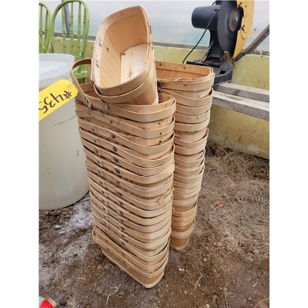 Approx. 35- small wooden baskets